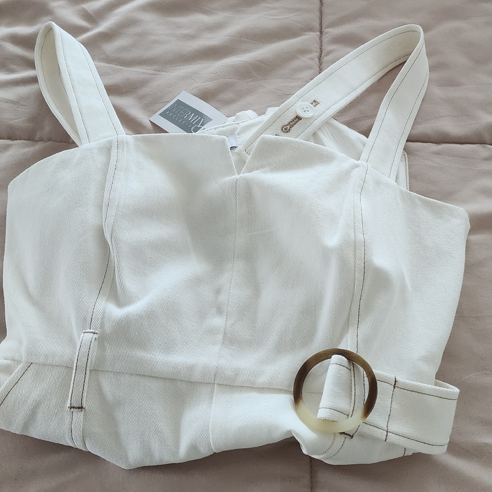 INTERMIX Cream Women's Shorts